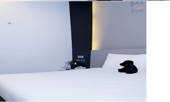SUPERIOR ROOM 3 HOURS  Sleep box by Miracle Bangkok